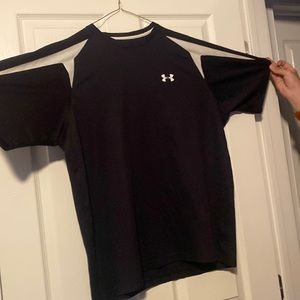 Men’s under armor t shirt